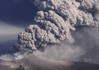 新燃岳の噴火（2013.1.27）