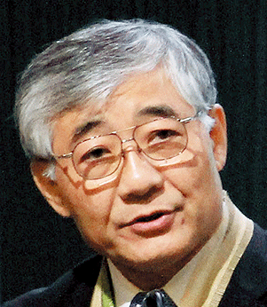 小池 俊雄 氏