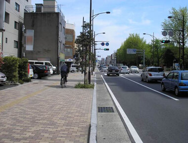 県道 一丁田久留米停車場線（福岡県久留米市小頭町）整備後