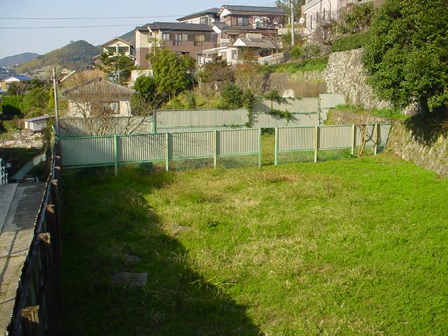 YANO1PHOTO33.JPG - 76,894BYTES