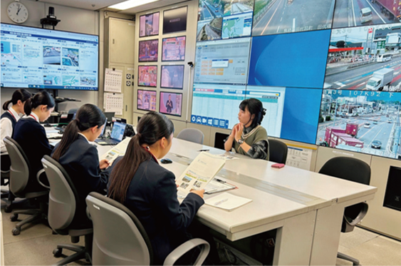官庁訪問