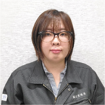 石原 由佳理 さん