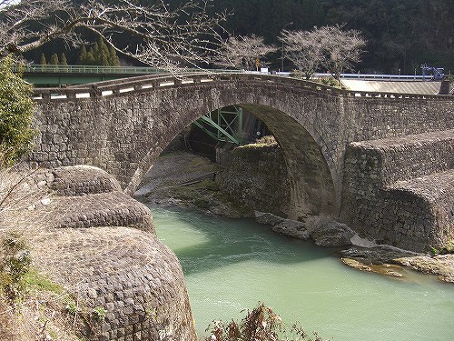 霊台橋