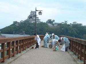清掃状況（城内橋）