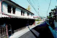 長崎街道の面影を色濃く残す牛の鼻町