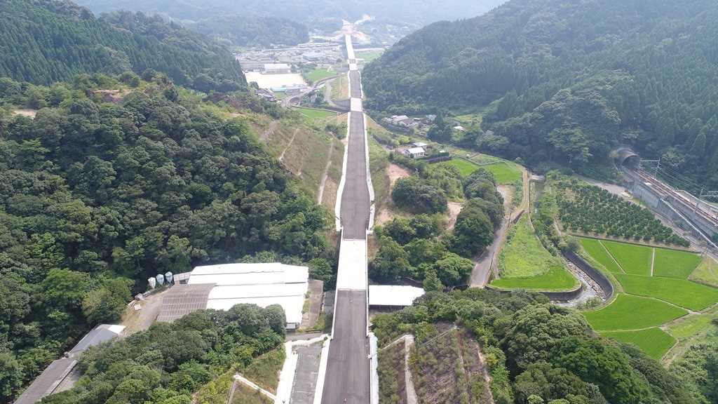 【７】津奈木IC南地点より水俣方面を望む　写真