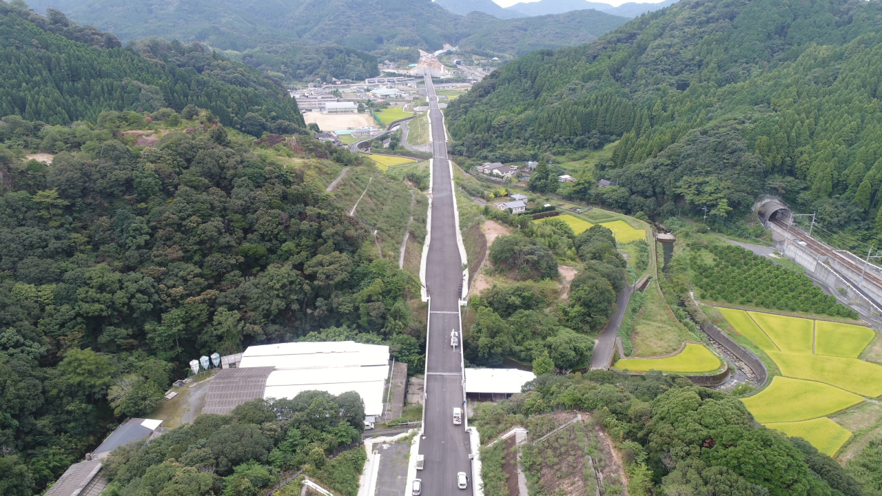 【７】津奈木IC南地点より水俣方面を望む　写真