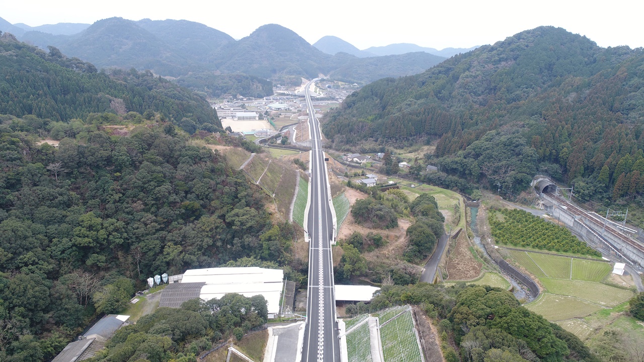 【７】津奈木IC南地点より水俣方面を望む　写真