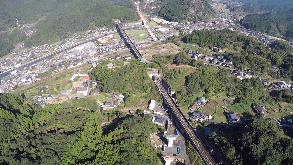 【８】桜戸橋南側より津奈木IC方面を望む　写真