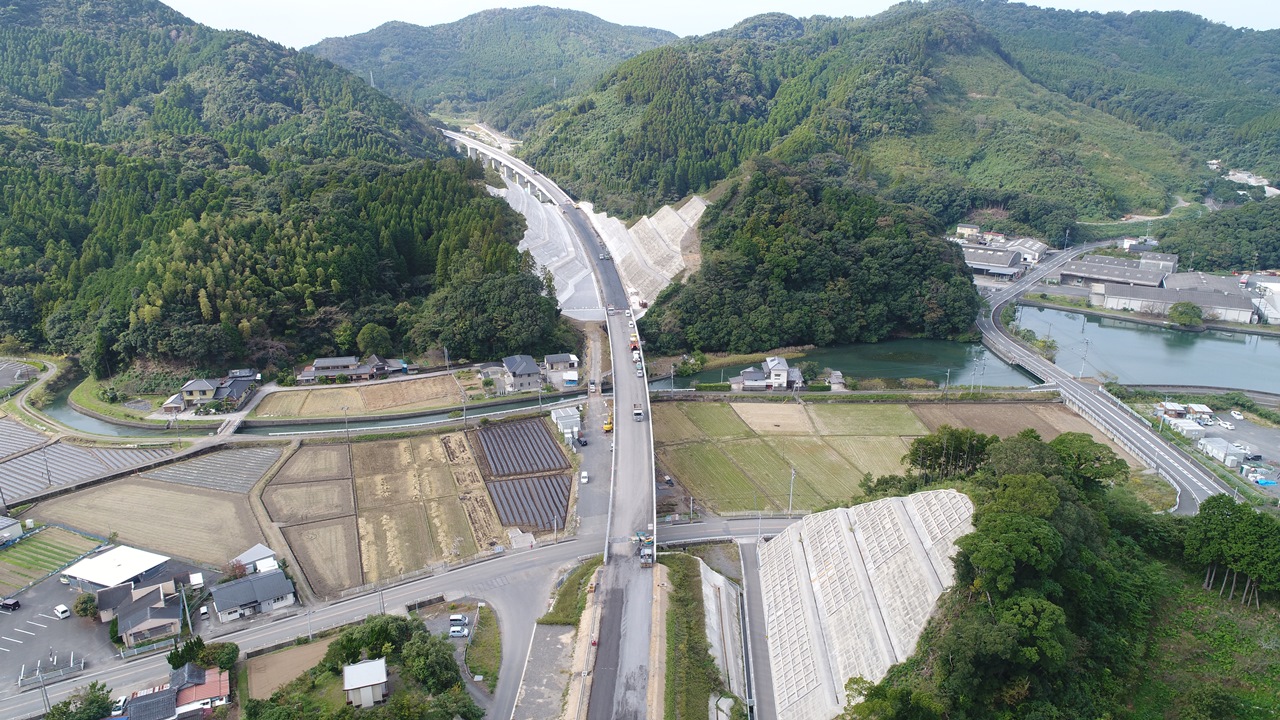 【９】小津奈木地区より芦北方面を望む